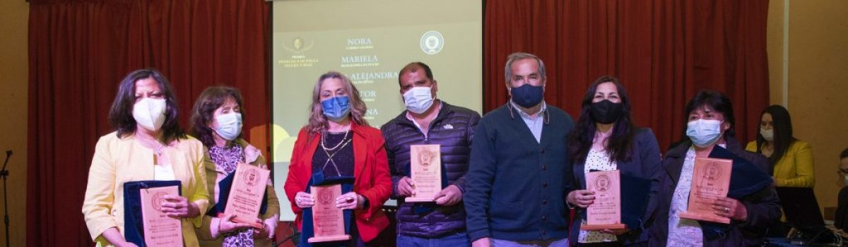 Municipalidad celebró y homenajeó a profesores de la comuna