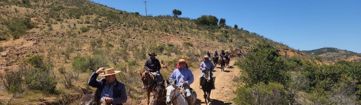 Vecinos y turistas disfrutaron tercera cabalgata “Siguiendo la Ruta de Manuel Rodríguez”